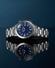 Load image into Gallery viewer, The Vessel Steel - Silver/Navy
