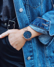 Load image into Gallery viewer, The Eros Mesh - Rose + Blue Pearl
