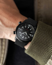 Load image into Gallery viewer, The Vessel Silicone - Jet Black
